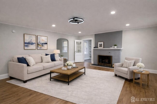 Building Photo - 149 N 5th Ave