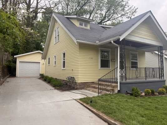 Building Photo - 1120 W Maple St