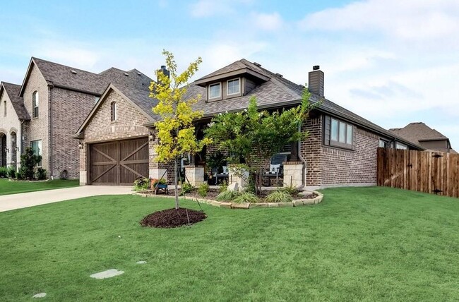 Building Photo - 224 Thompson Dr