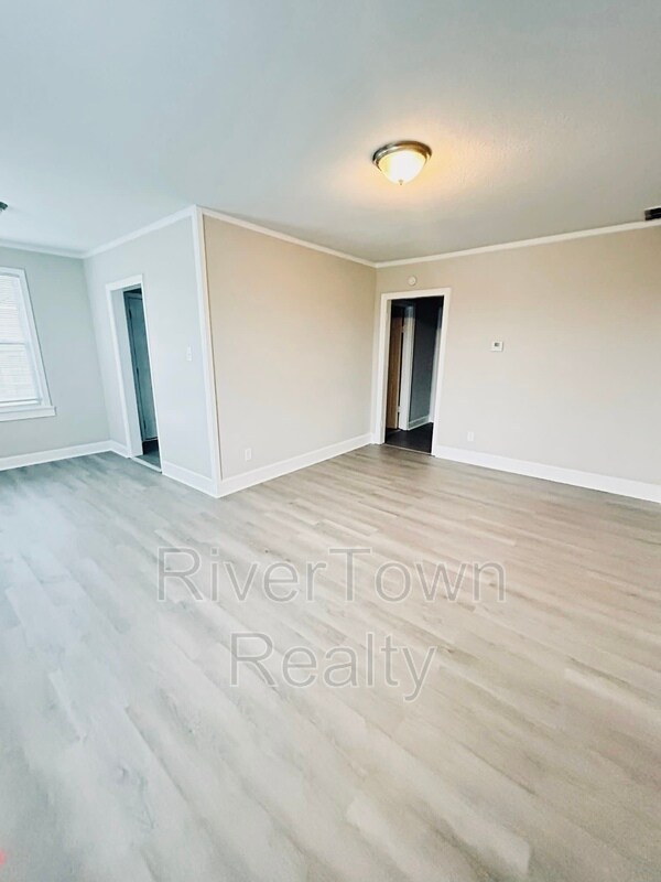 Foto del edificio - 3175 Jackson Ave