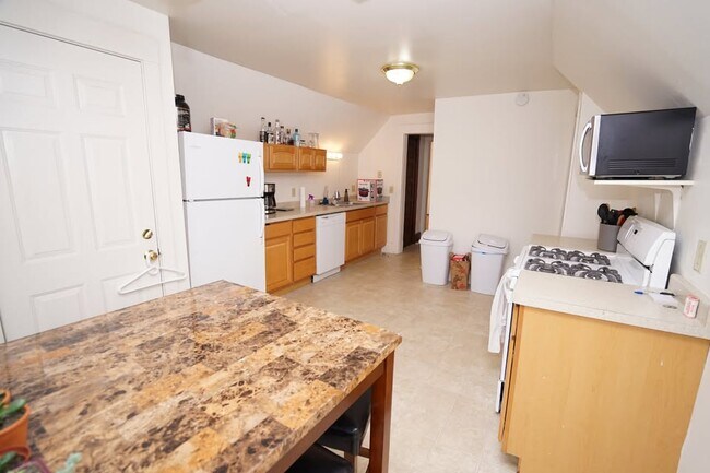 Foto del edificio - 345 W Doty St