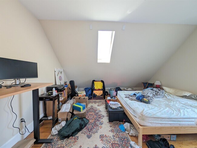 Building Photo - 36 Orchard St