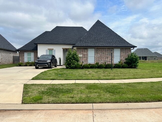 Building Photo - Rental in Rosedale