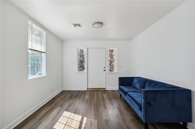 Building Photo - 3529 Delachaise St