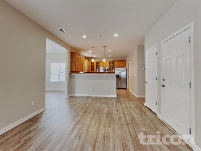 Foto del edificio - 4493 Paula Dr