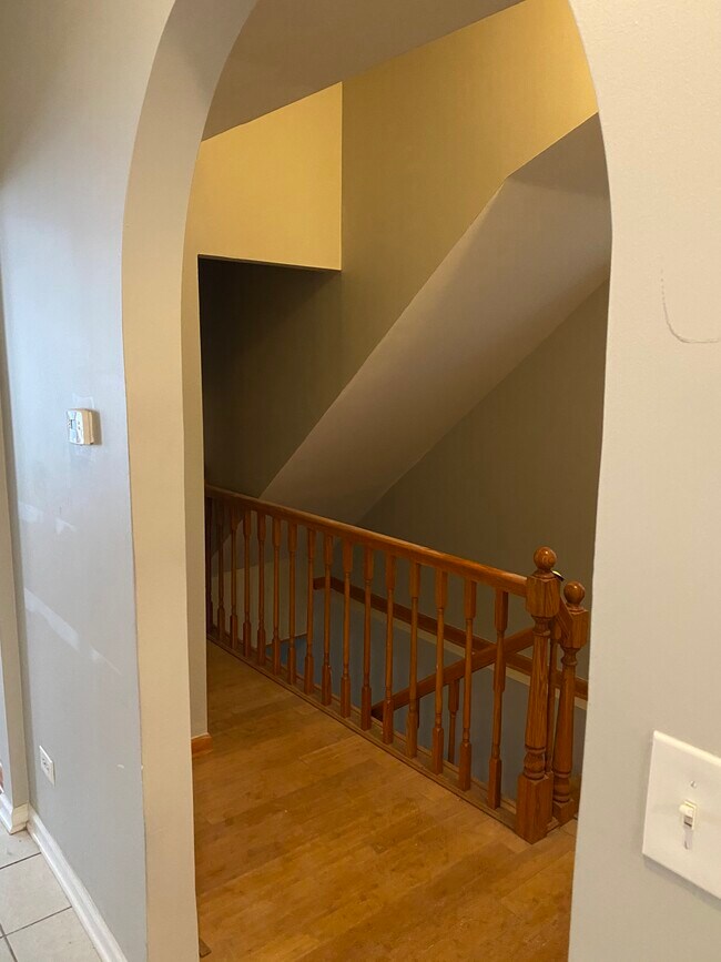 Foto del edificio - 3343 N Troy St