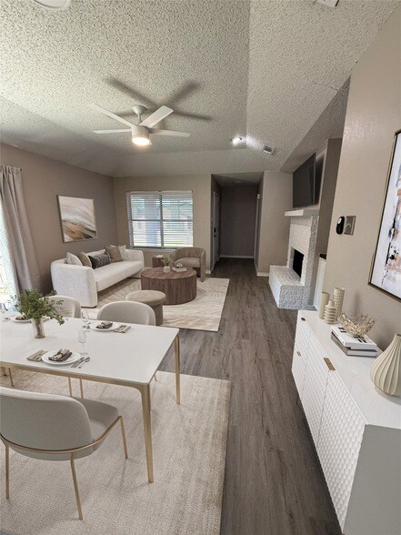 Foto del edificio - 9672 Windy Ridge Rd