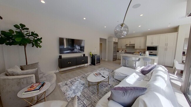 Foto del edificio - 190 Plum Lily