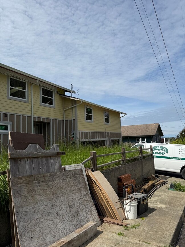 Building Photo - 6442 Aspen Way