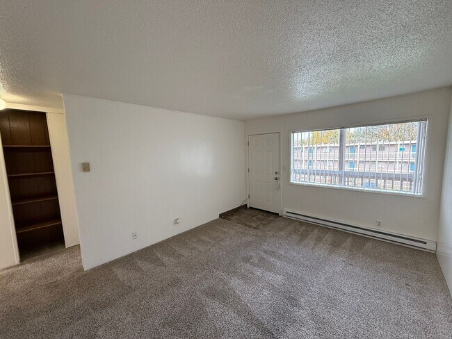 Foto del edificio - 550 SW Levens St