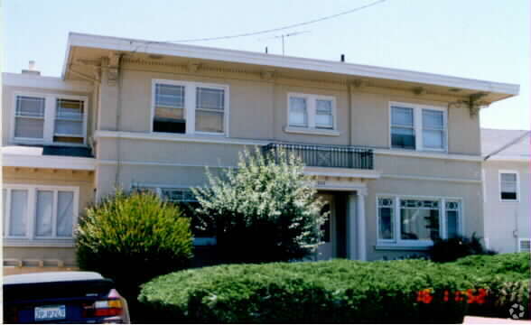 Building Photo - 506-508 Valle Vista Ave