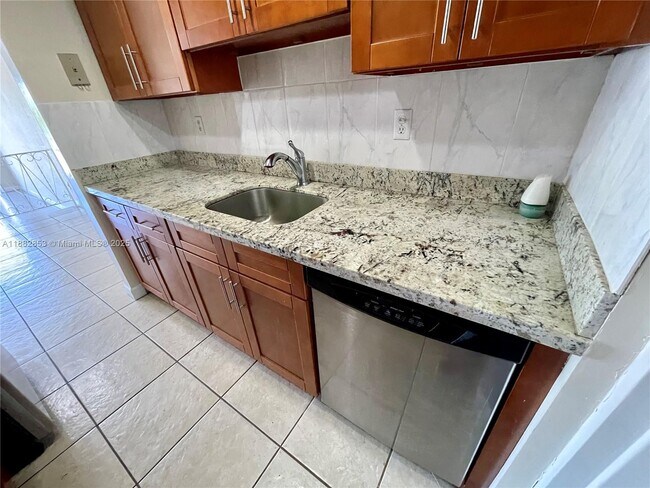 Foto del edificio - 10900 SW 104th St
