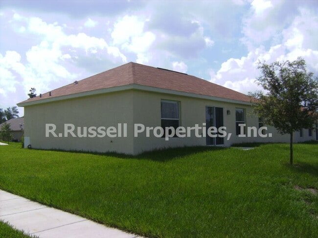 Building Photo - Lovely three bedroom two bath home in Delt...