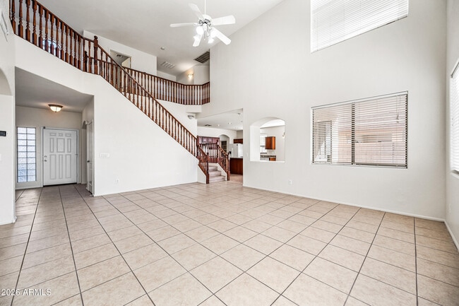 Foto del edificio - 8310 S 47th Ln