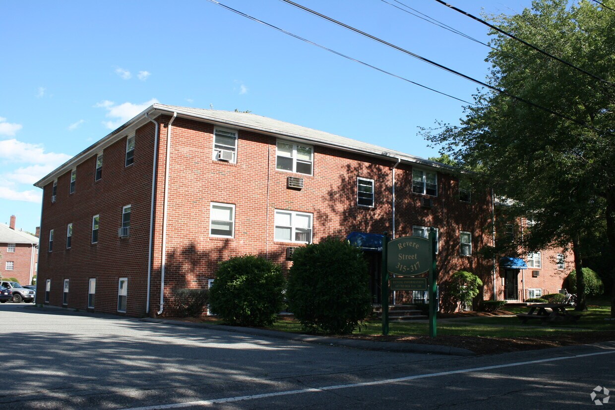 Foto principal - 315-317 Revere St