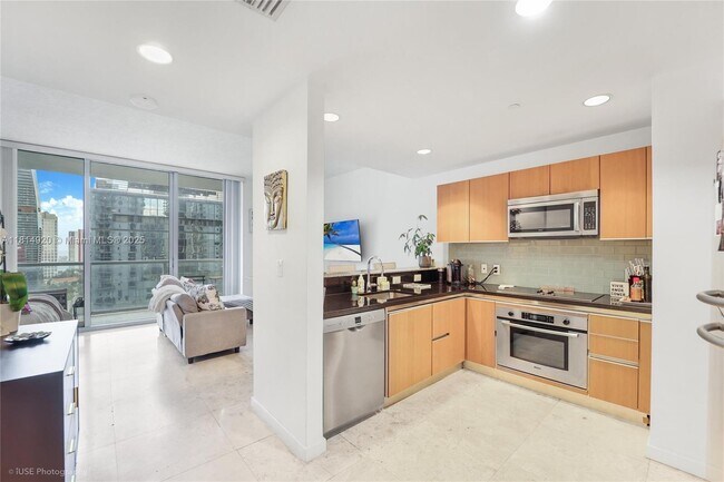 Foto del edificio - 1060 Brickell Ave