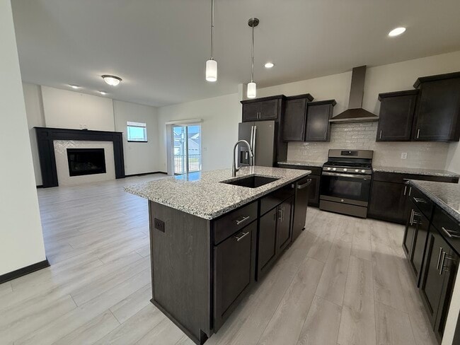 Building Photo - 4825 Suelo Rd