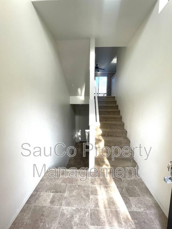 Foto del edificio - 20715 NW Painted Mountain Dr
