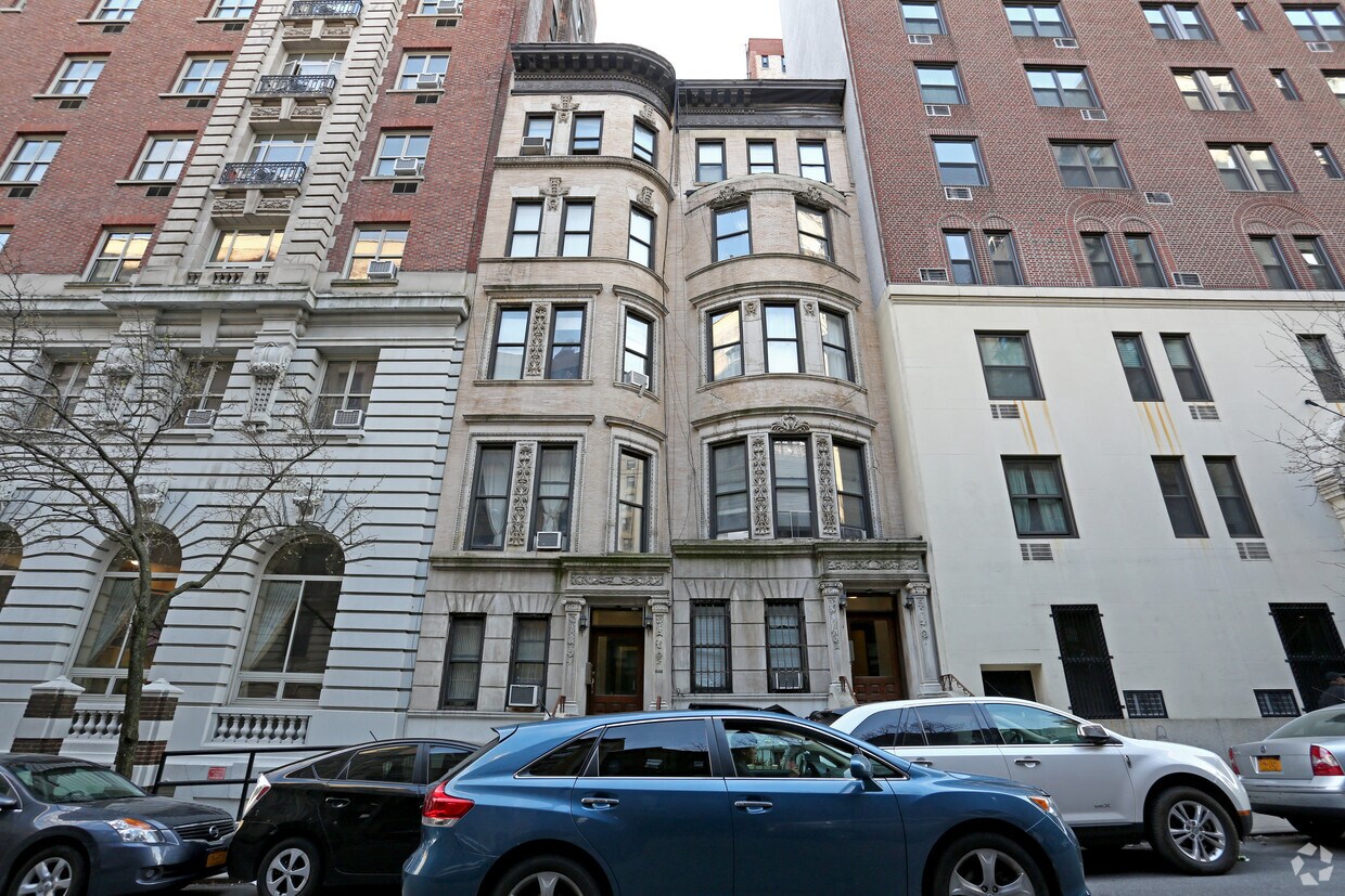 Foto del edificio - 242-244 W 103rd St