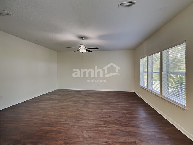 Building Photo - 264 N Hidden Tree Dr