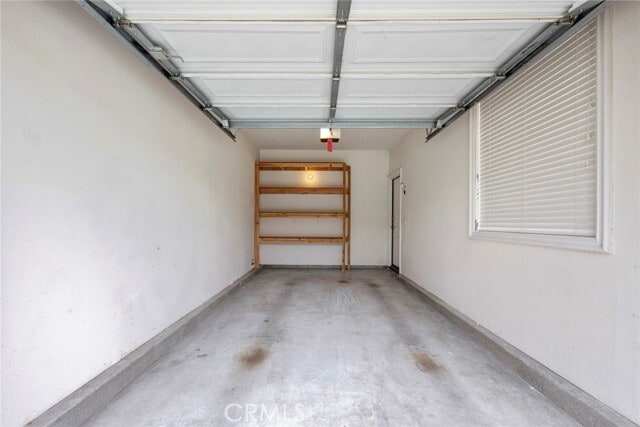 Building Photo - 5050 Stone Ridge Dr