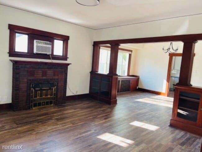 Building Photo - 4 br, 1 bath House - 3921 Third Ave S
