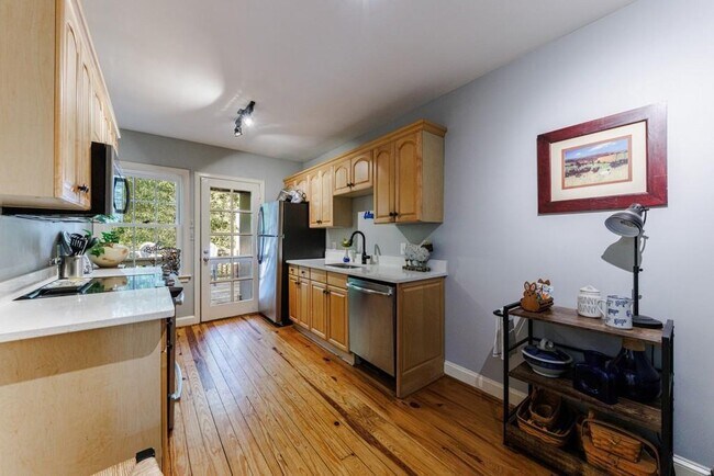 Foto del edificio - 1280 Stillwood Dr NE