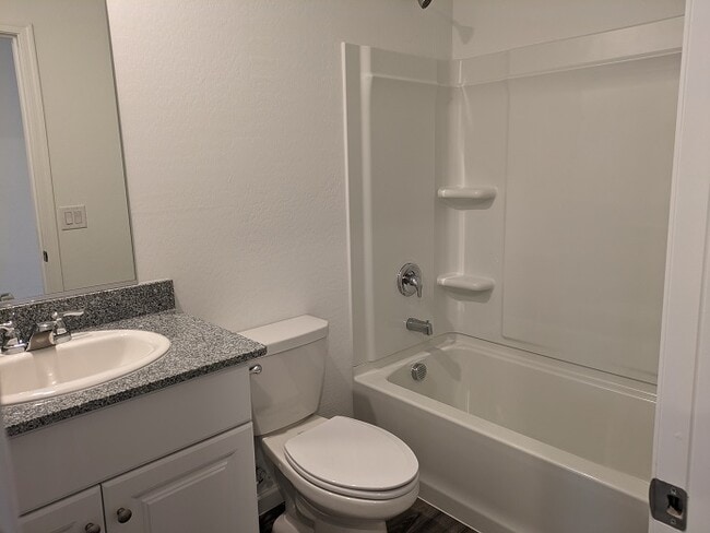 Building Photo - 1346 W Toltec Dr