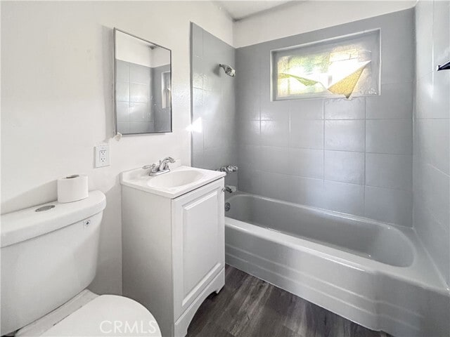 Building Photo - 2811 S Central Ave