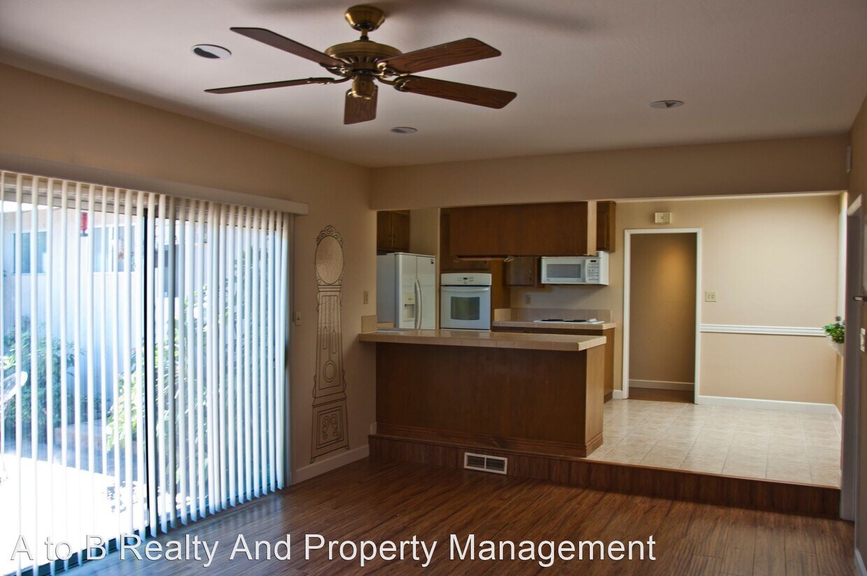 Primary Photo - 4 br, 2 bath House - 1530 Hollenbeck Ave