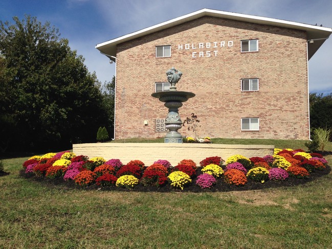 Foto del edificio - Holabird East Apartments