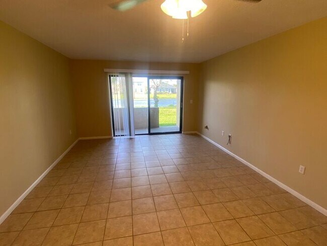Building Photo - 5171 Vineland Rd., Orlando Fl, 32811