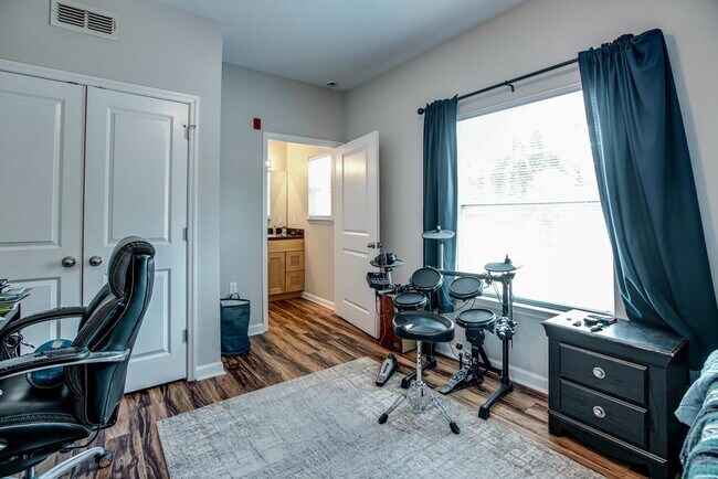 Foto del edificio - 605 Pope St