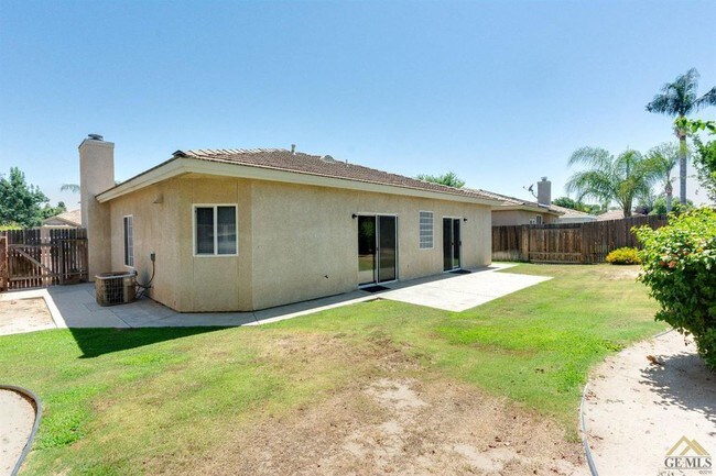 Building Photo - 9915 Paper Moon Way