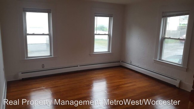 Foto del edificio - 2 br, 1 bath House - 5 Brookdale St, #1