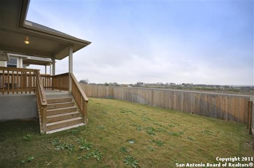 Building Photo - 221 Country Vale