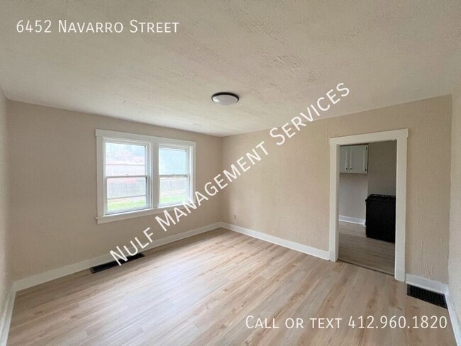 Foto del edificio - 6452 Navarro St