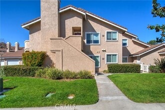 Building Photo - 573 Springbrook N