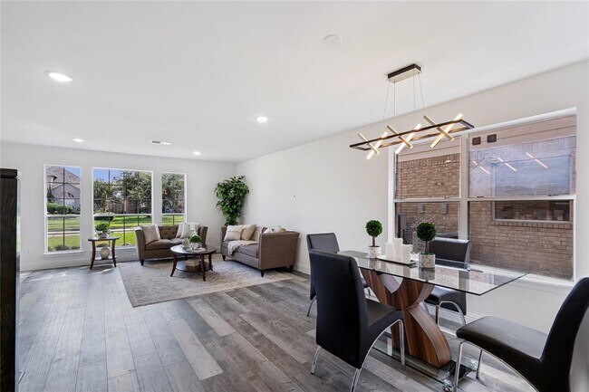 Foto del edificio - 7531 Leecast Ct