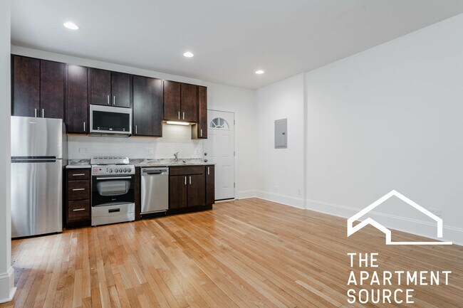 Foto del edificio - 4845 N Kimball Ave