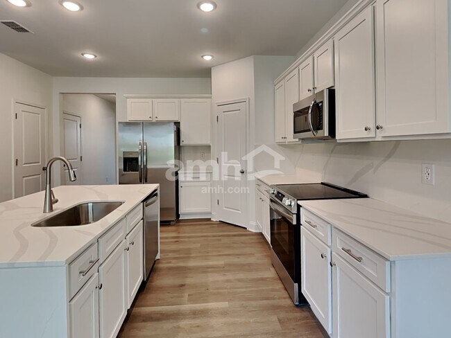 Building Photo - 1534 Soapstone Rd