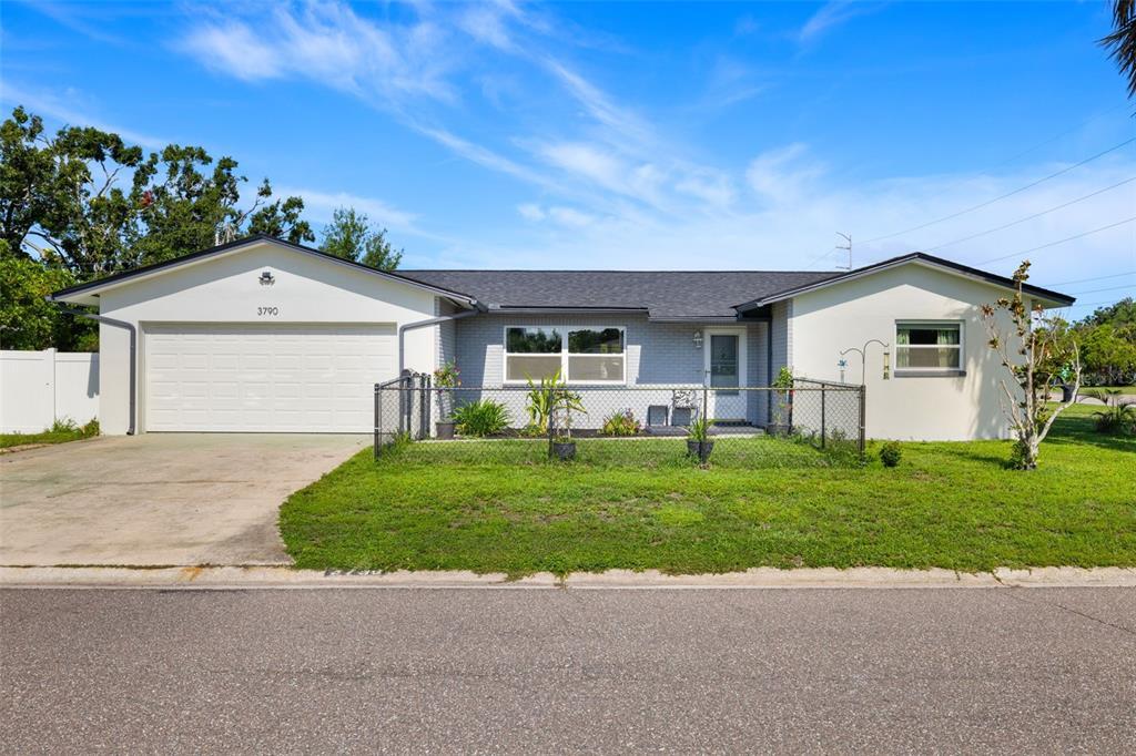 Foto principal - 3790 60th St N