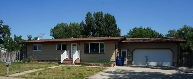 Building Photo - 707 S Main Ave