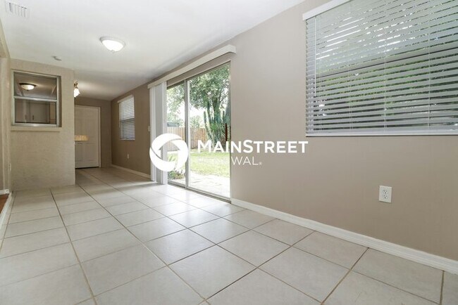 Foto del edificio - 3 Bedroom Pet-Friendly Home in New Port Richey, FL with Main Street Renewal