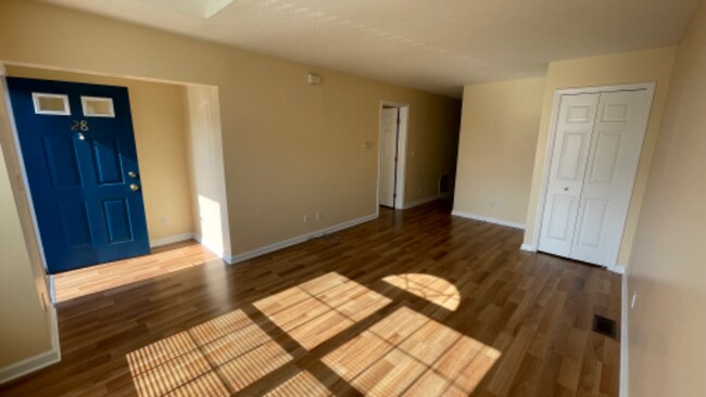 Building Photo - 28 Johns Dr