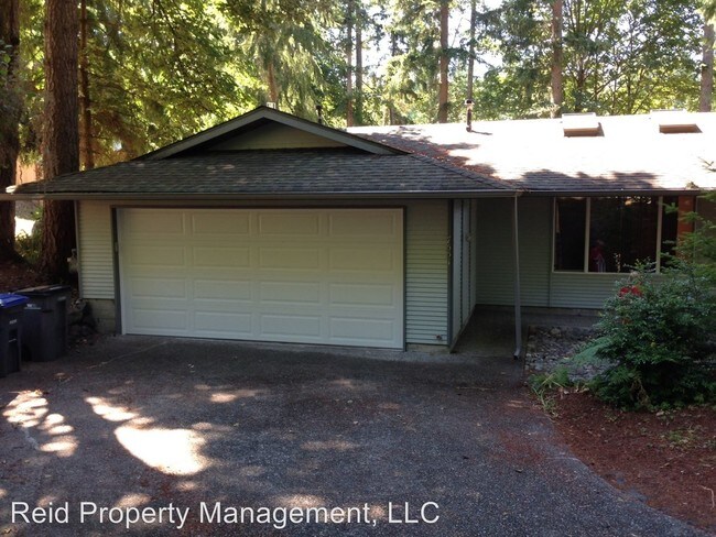 Building Photo - 3 br, 2 bath House - 7551 Varsity Lane NE