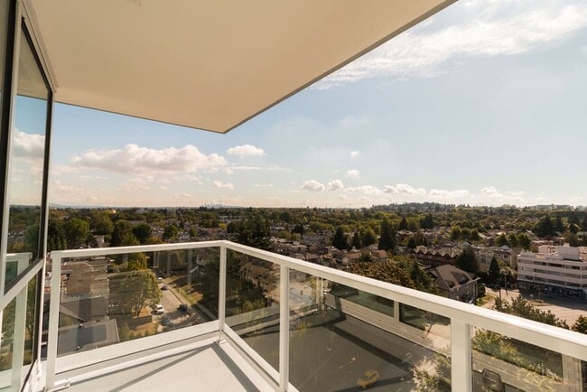 Building Photo - SF - 1102