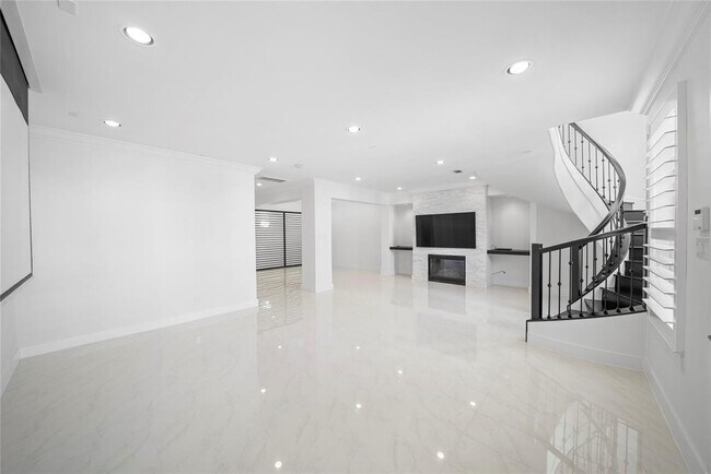 Foto del edificio - 13419 Preston Cliff Ct
