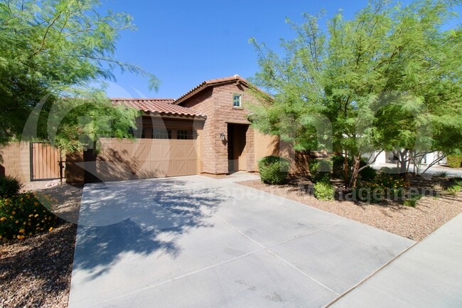 Building Photo - 12546 W Calle De Baca