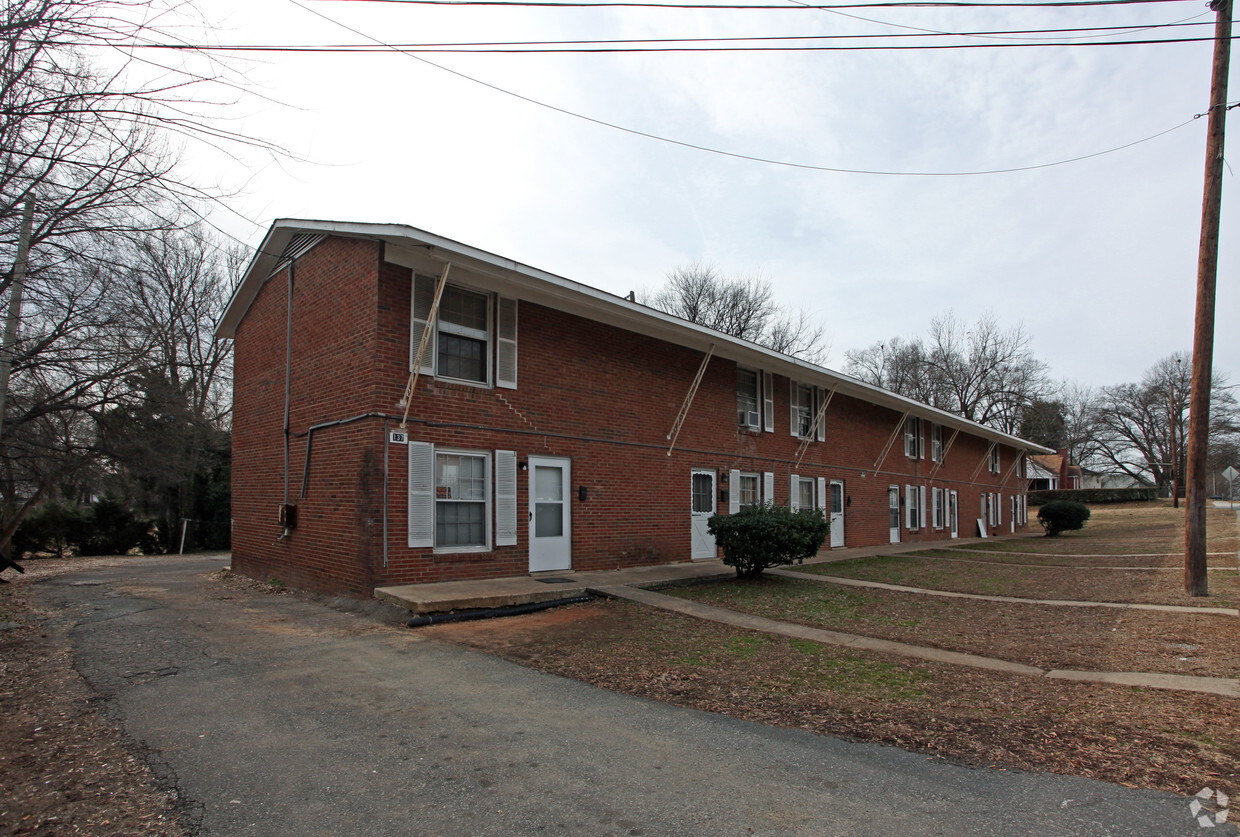 Foto del edificio - State Street Apartments